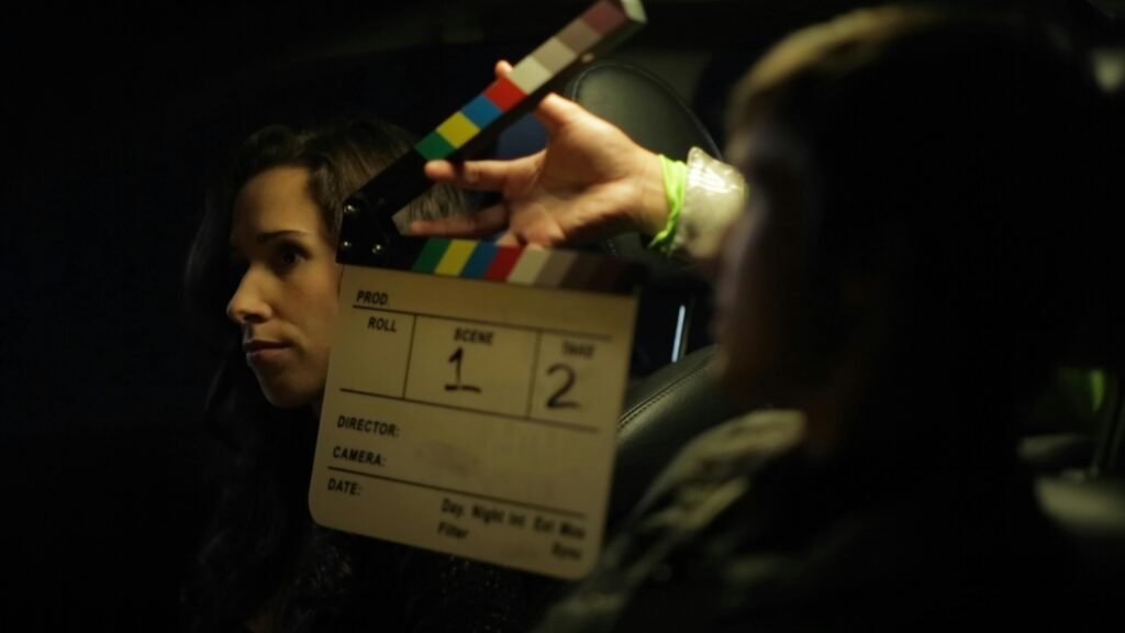Carry-On 2024 reviews featuring audience opinions on plot, suspense, performances, and thriller storytelling.