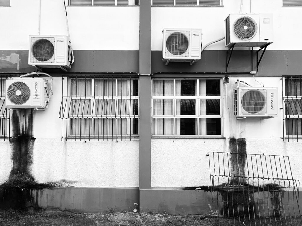 Breaking AC covering AC failures, troubleshooting, preventive maintenance, repair advice, and cooling efficiency.