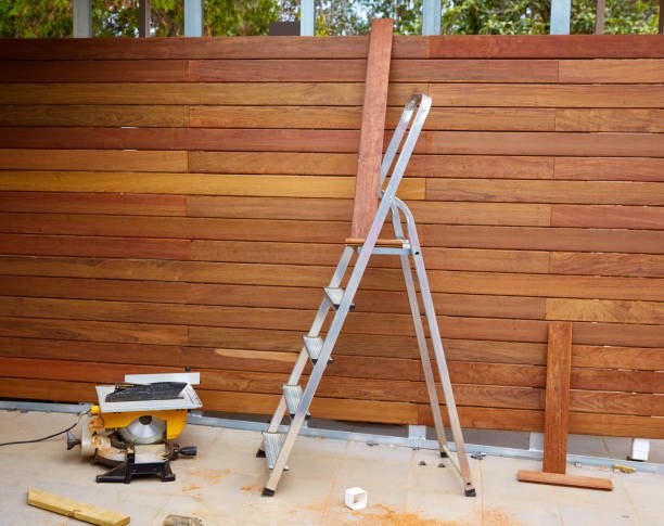 How Can Fencing Improve Privacy Without Making a Property Feel Closed In?